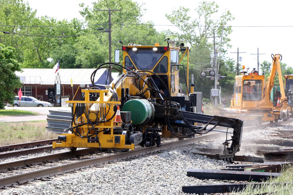 Railroad Construction Services: What Rail Operators Should Expect From a Quality Contractor