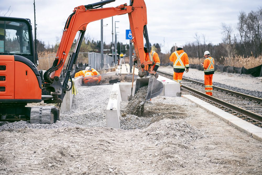 What Services Do Full-Service Railroad Construction Contractors Provide?