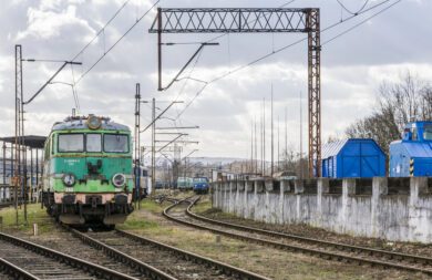 Who Is Responsible for Maintaining an Industrial Rail Spur?
