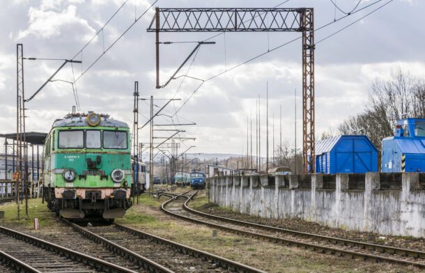 Who Is Responsible for Maintaining an Industrial Rail Spur?