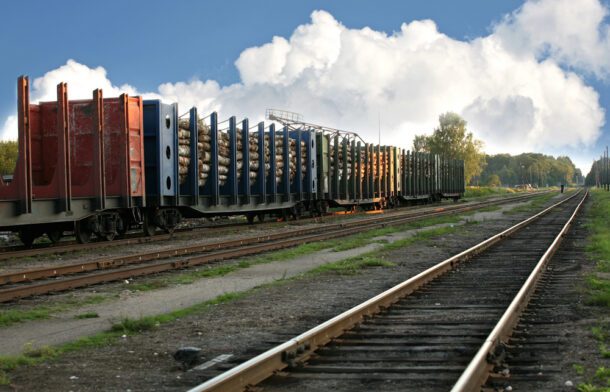 Can an Abandoned Rail Spur Be Reactivated? What Facility Owners Should Know